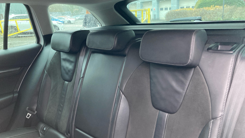 Skoda Octavia 2.0 TDI 150 SE L 5dr DSG Diesel Estate